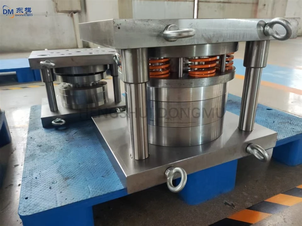 Metal Stamping Progressive Dies, Stainless Steel Automotive Electronic Parts Stamping price
